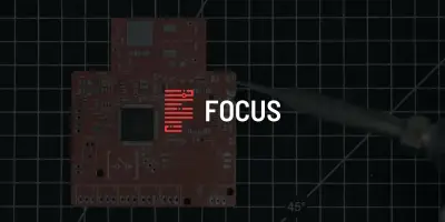 Logotipo de Focus sobre un fondo técnico con una placa de circuito rojo y cuadrícula de ingeniería.
